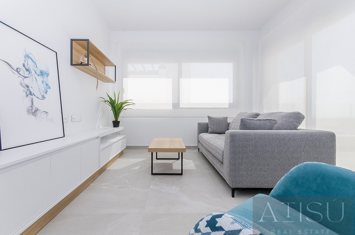 Venta de bungalow en San miguel de salinas