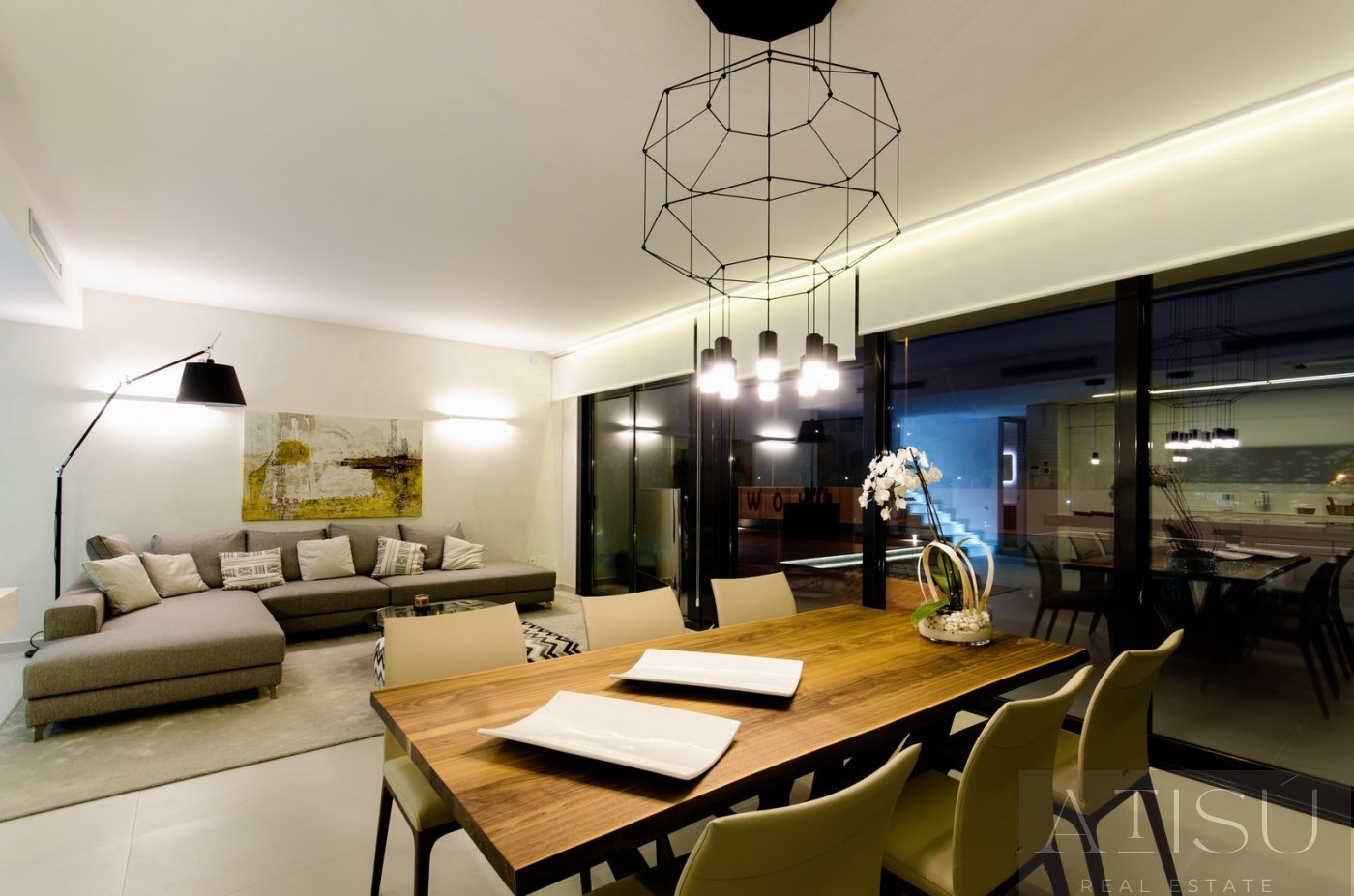 Venta de villa en Orihuela costa