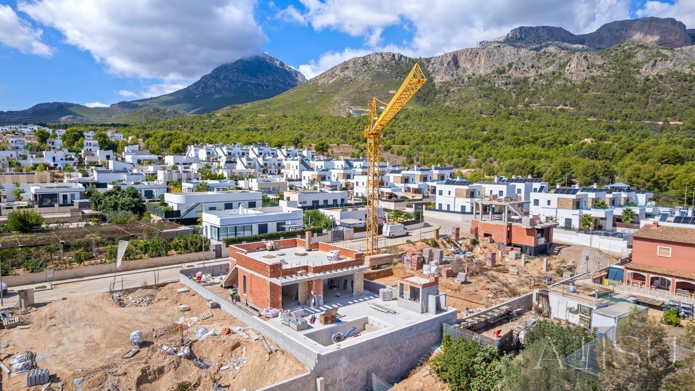 Venta de villa en Polop