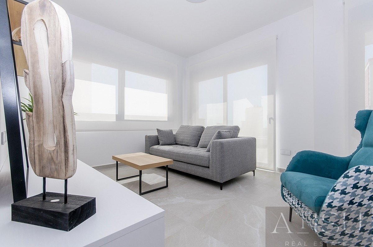 Venta de bungalow en San miguel de salinas