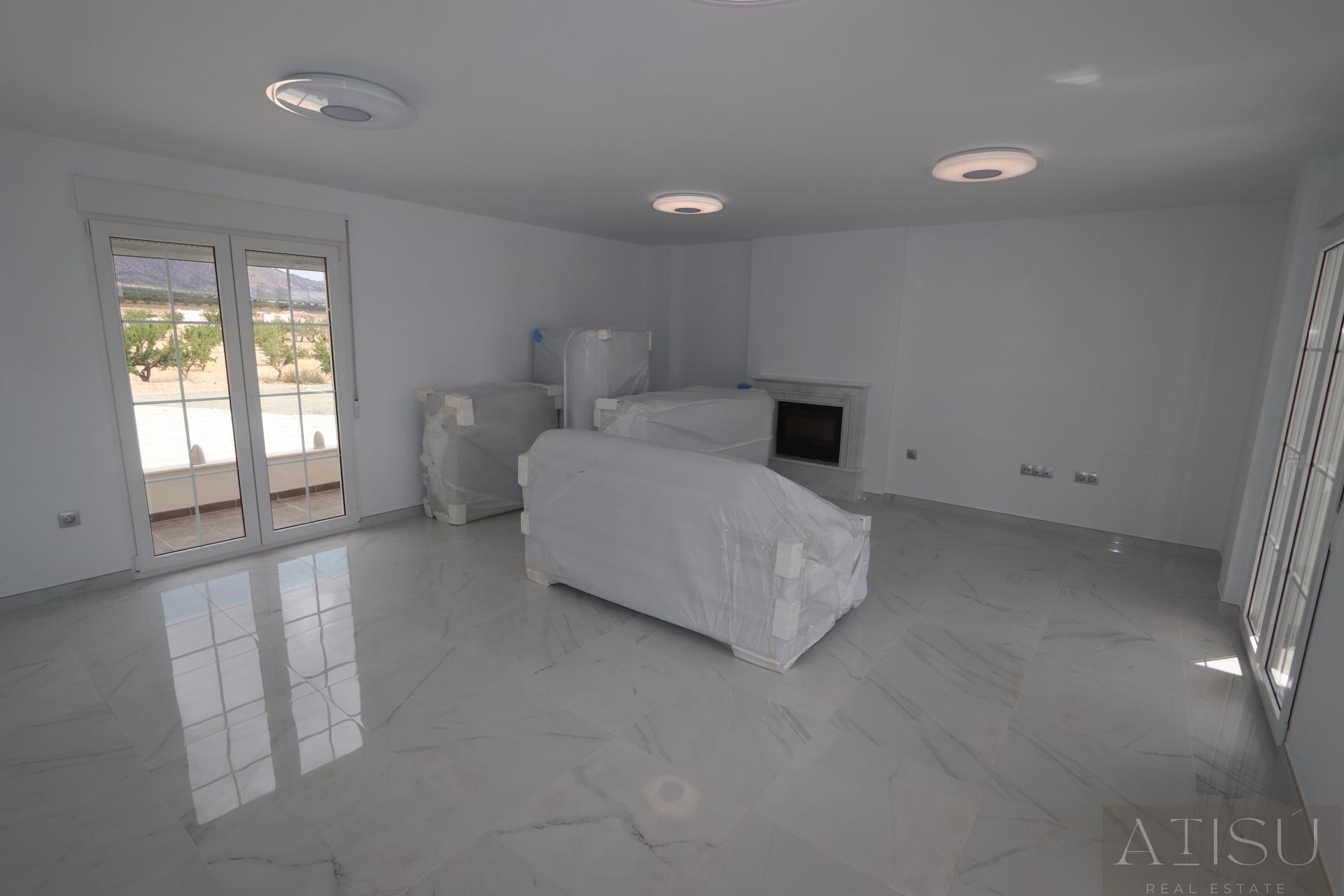 Venta de villa en Pinoso
