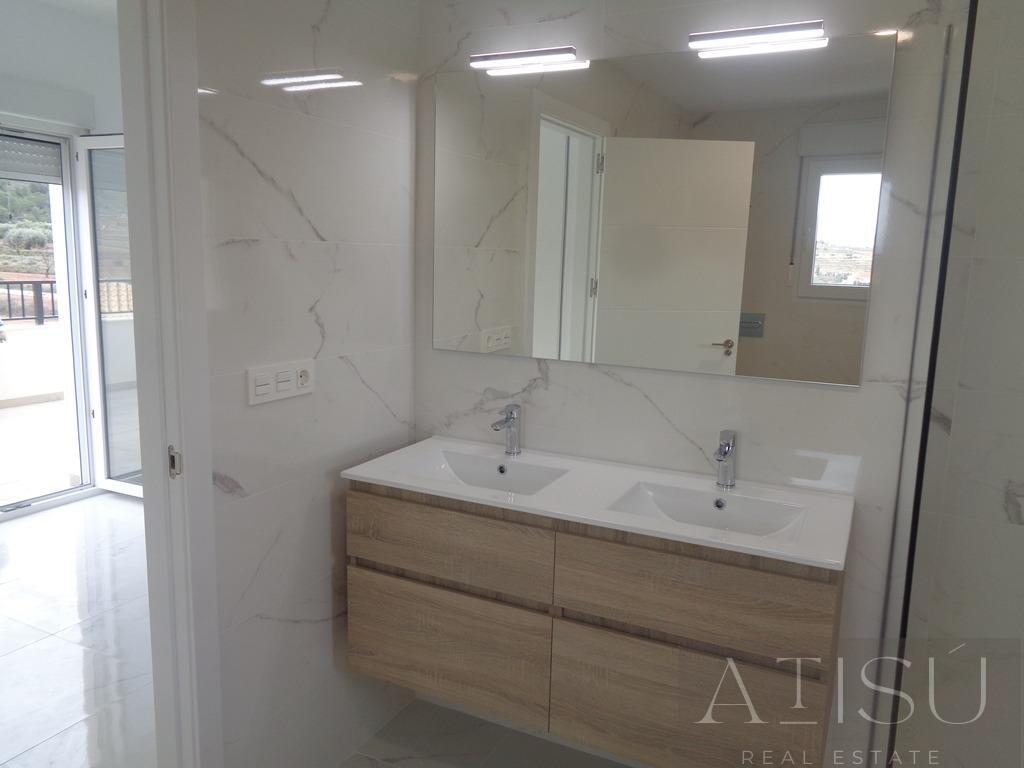 Venta de villa en Pinoso