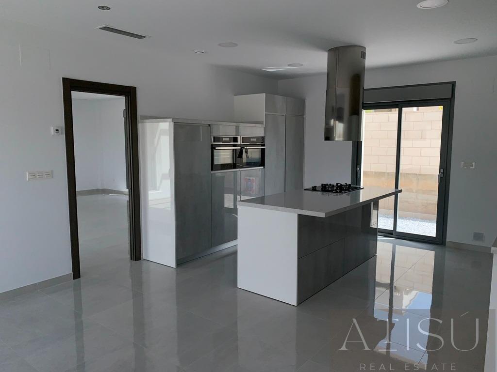 Venta de villa en Pinoso