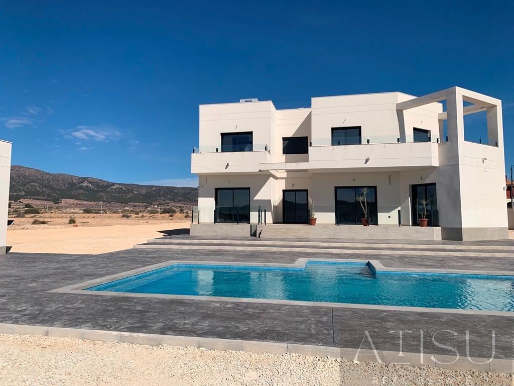 Venta de villa en Pinoso
