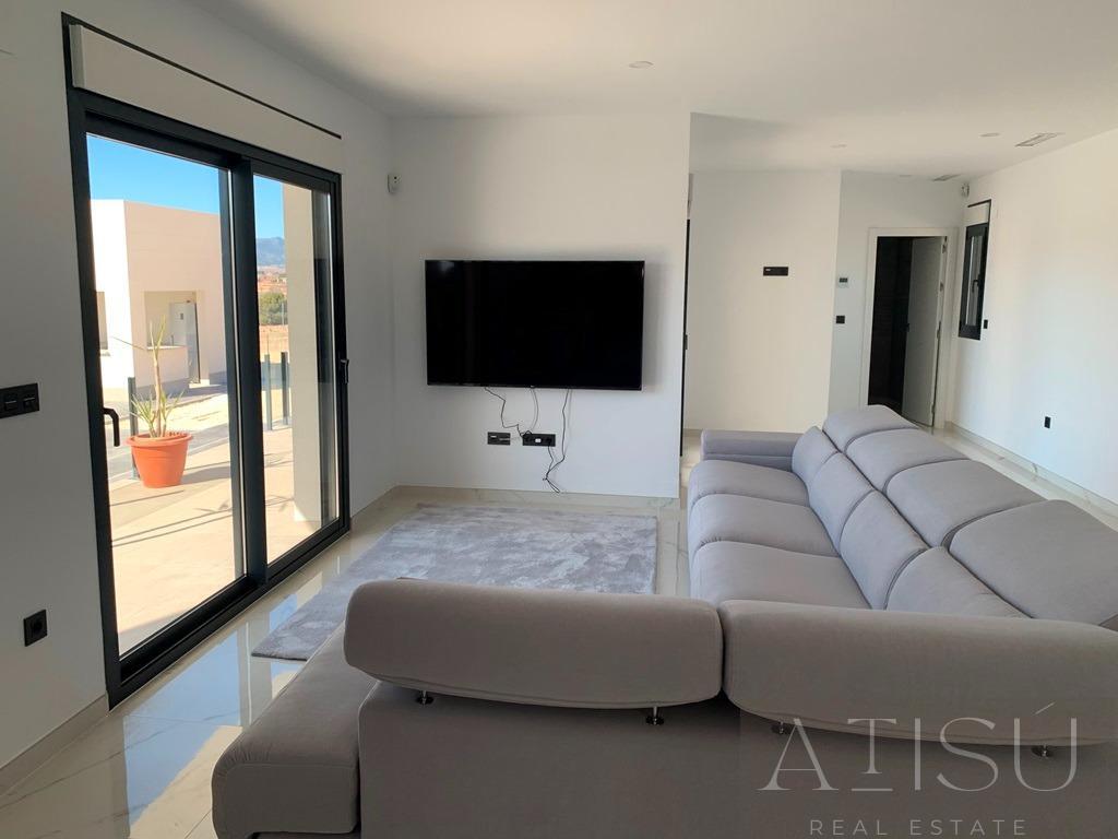 Venta de villa en Pinoso