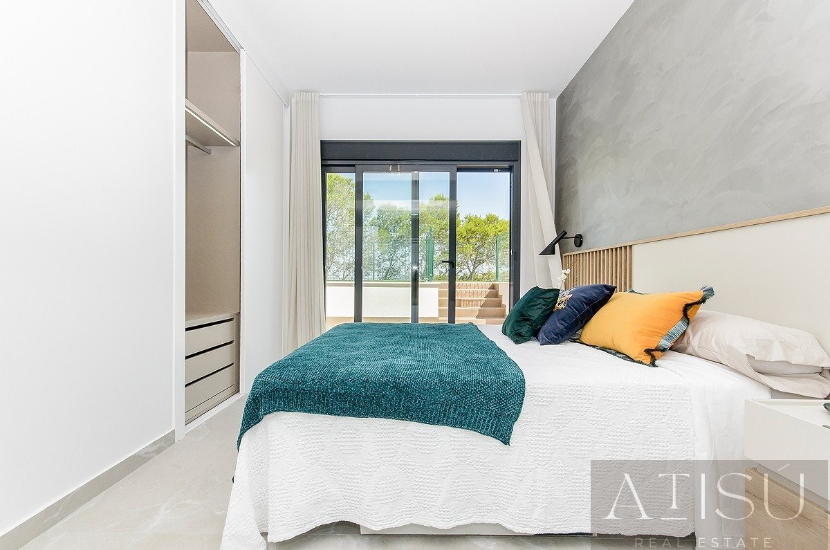 Venta de bungalow en San miguel de salinas