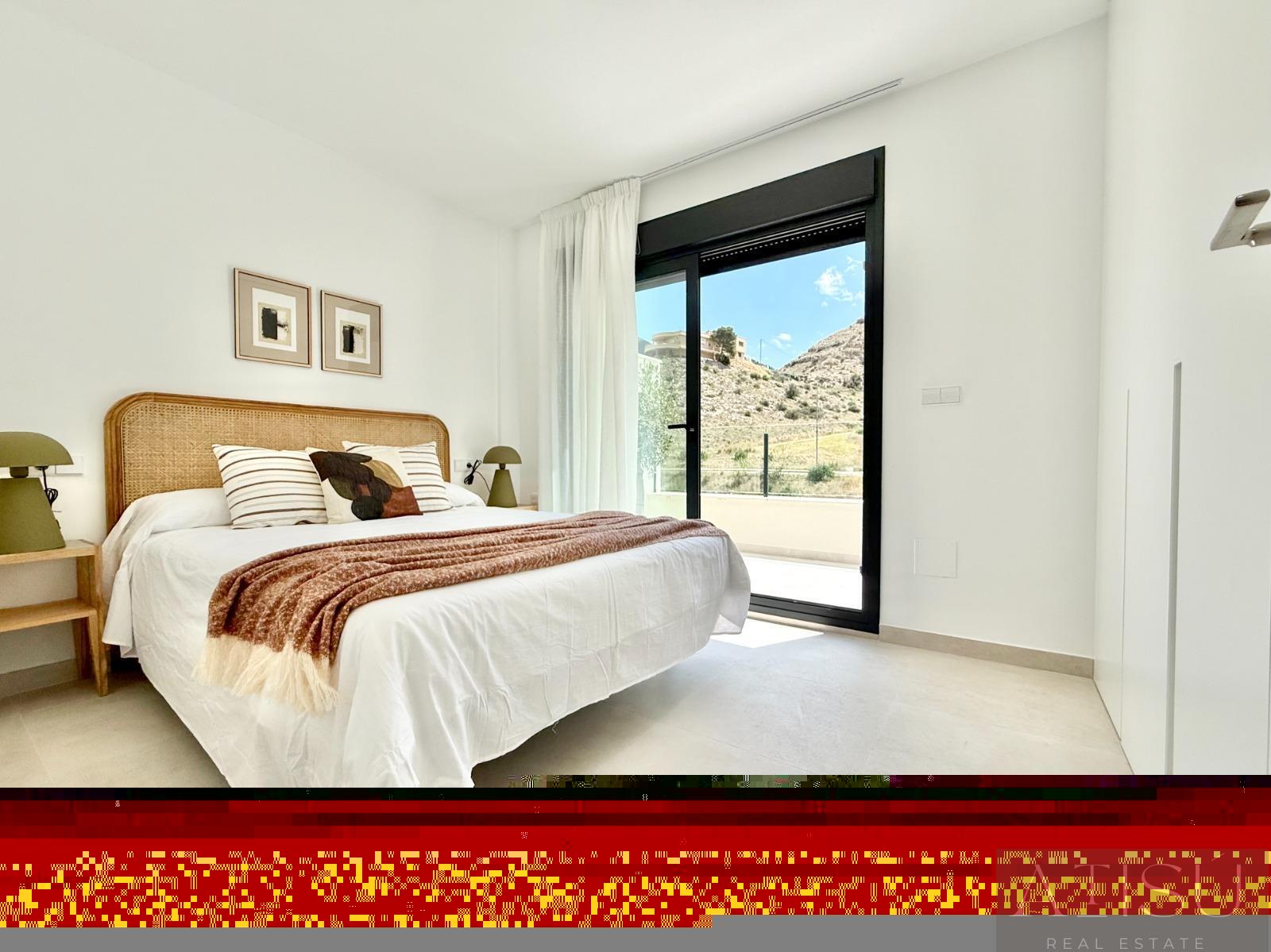 Venta de villa en Cox