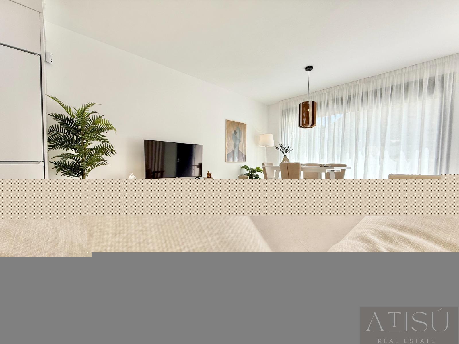 Venta de villa en Cox
