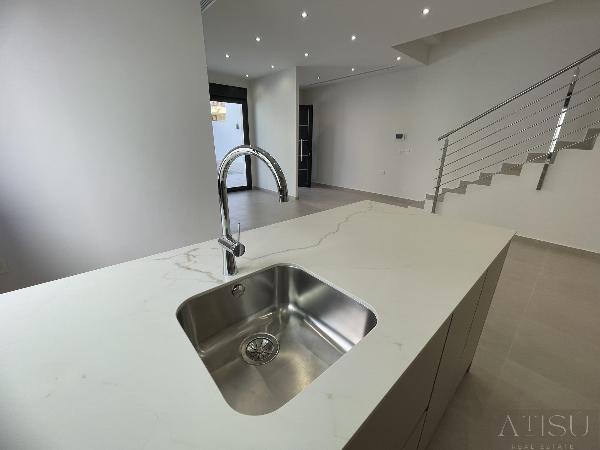 Venta de villa en Almoradi