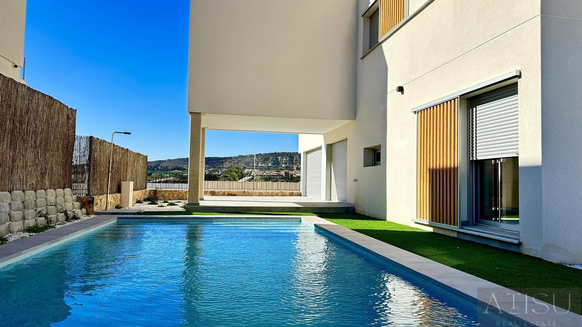 Venta de villa en Algorfa