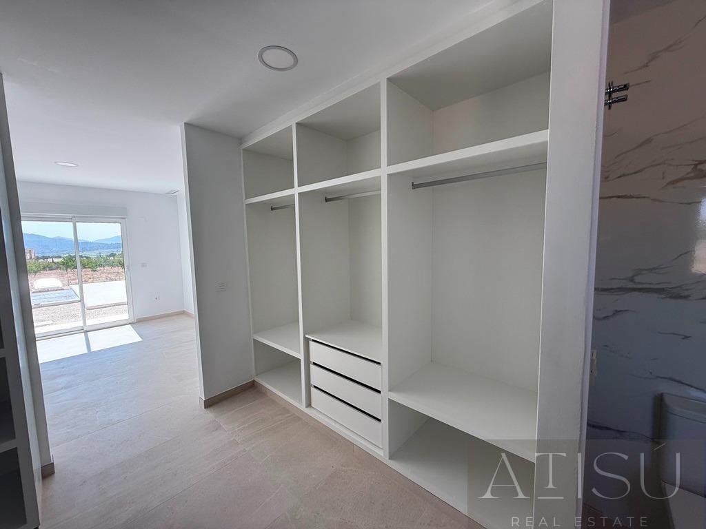 Venta de villa en Pinoso