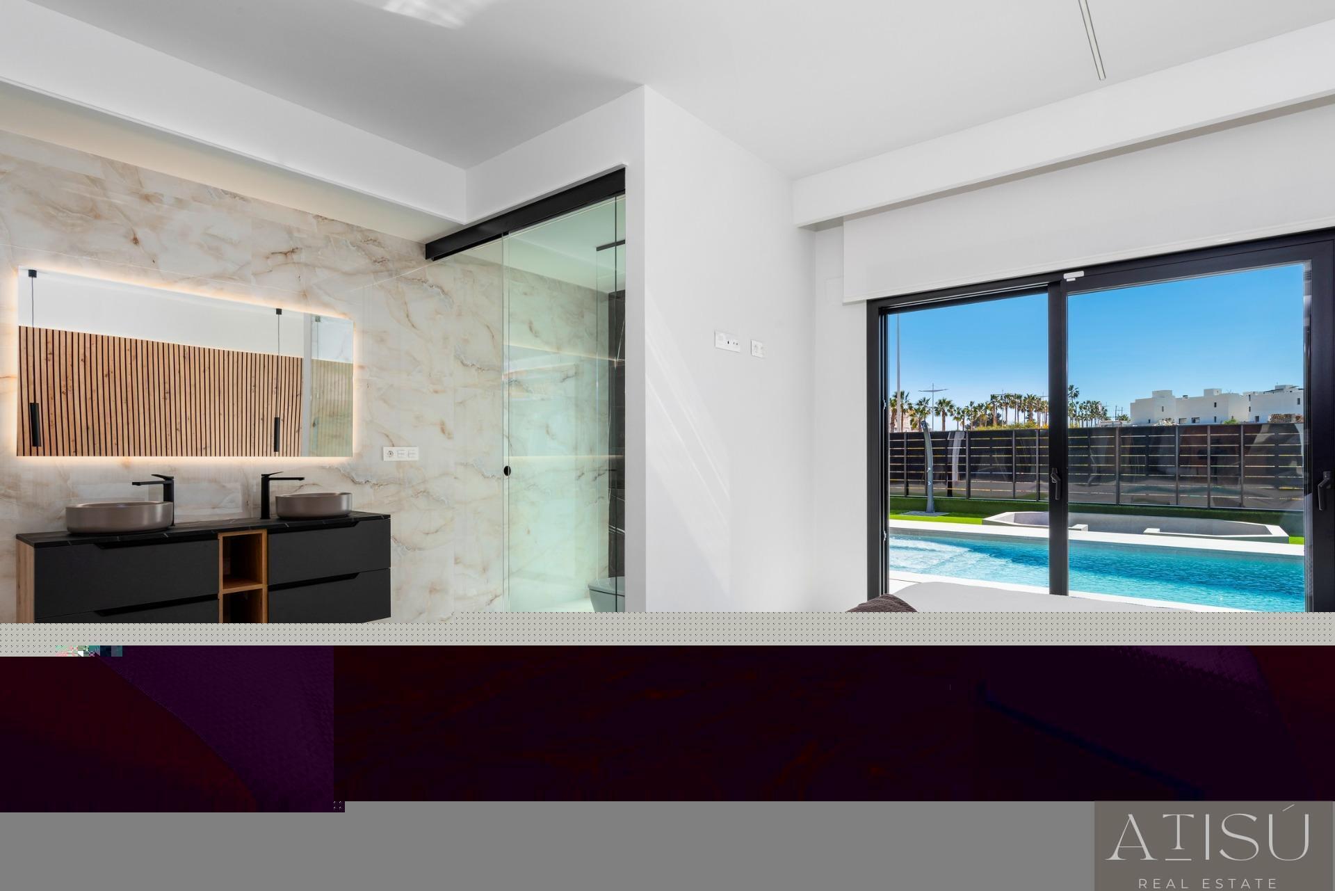Venta de villa en Algorfa