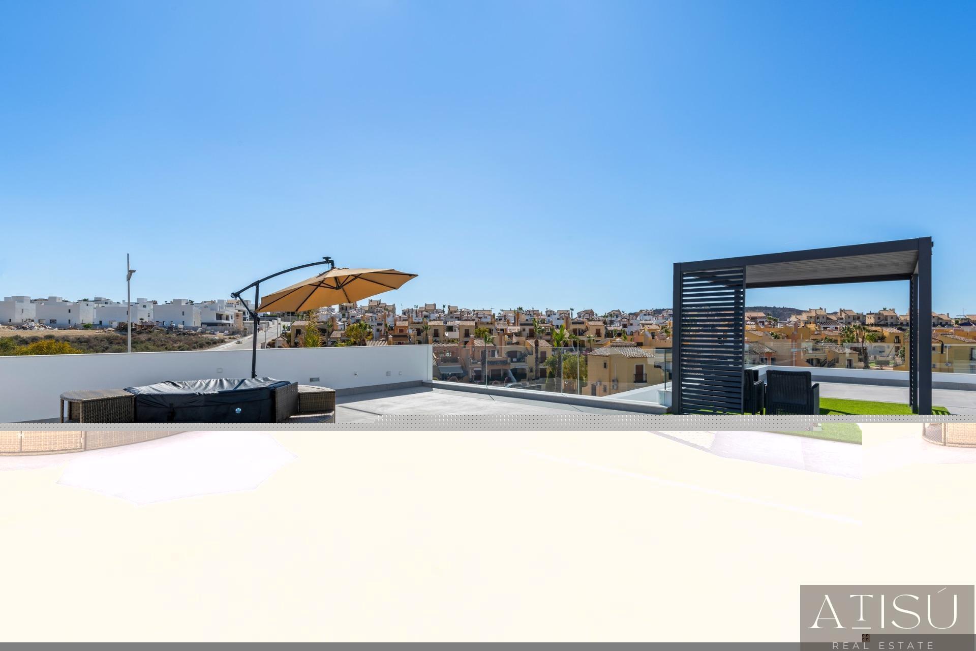 Venta de villa en Algorfa