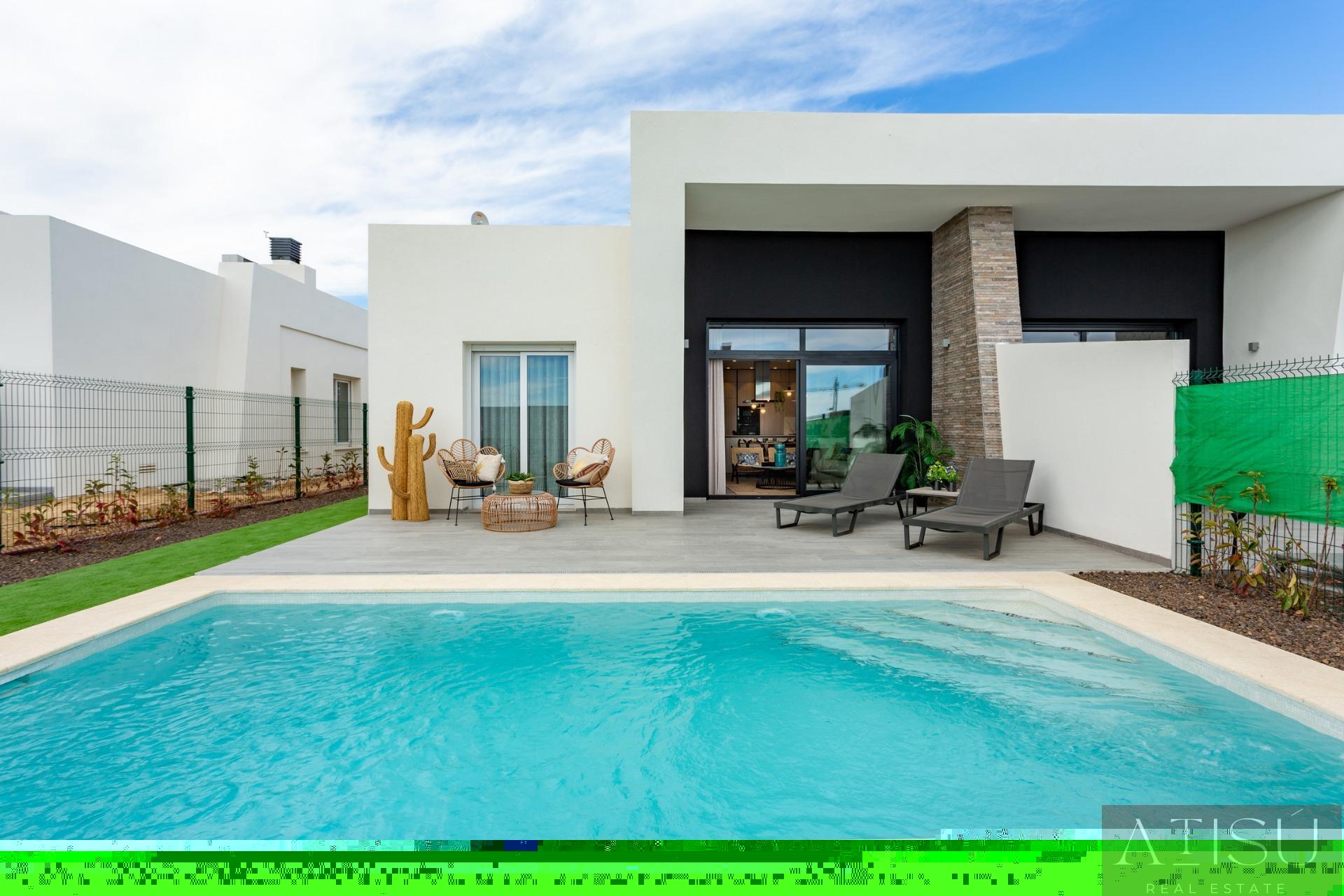 Venta de villa en Algorfa