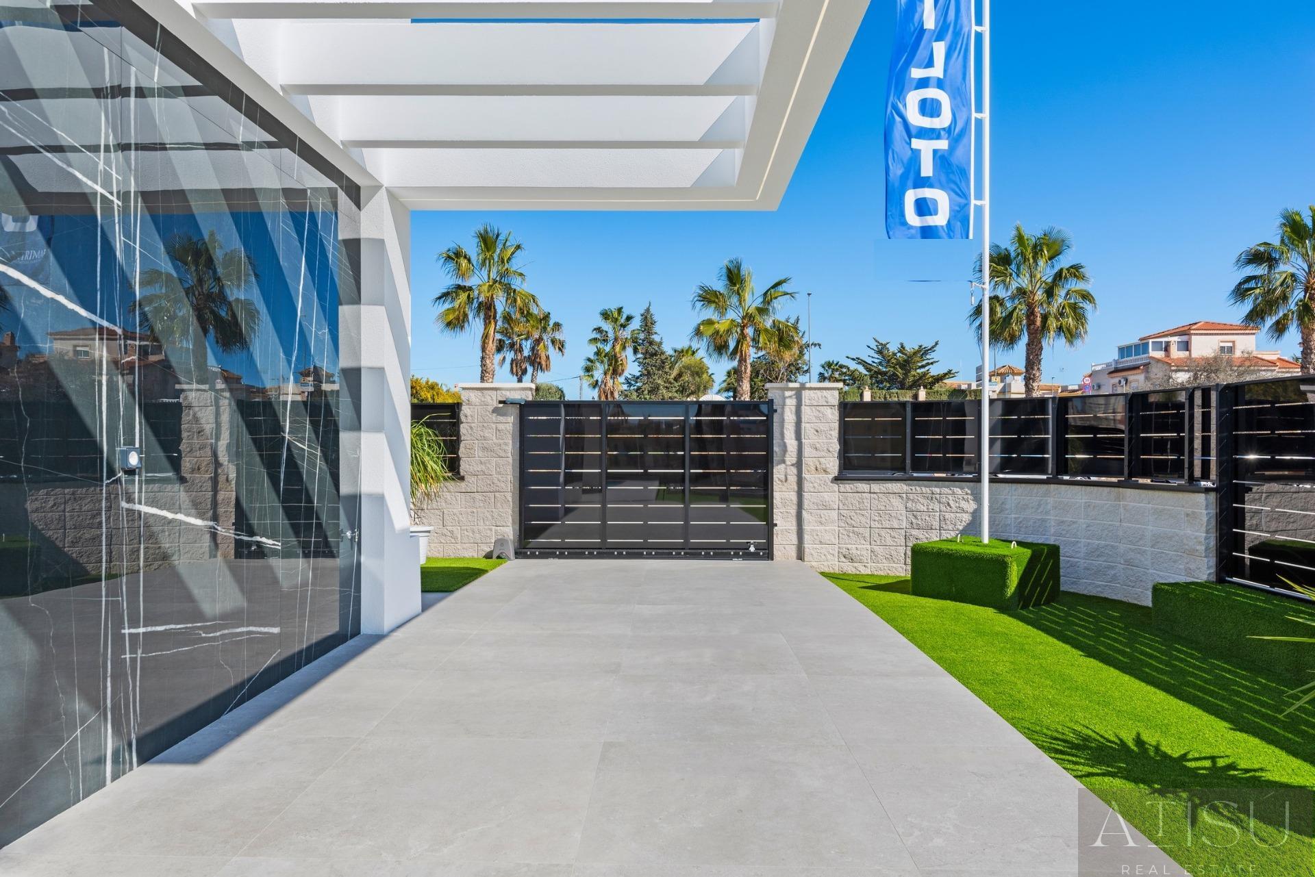 Venta de villa en Algorfa