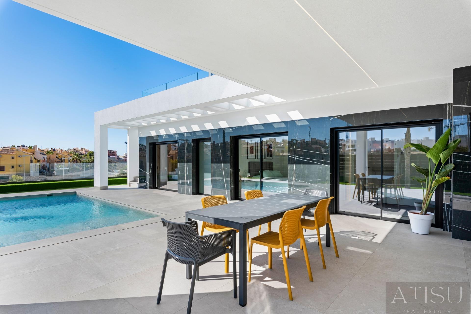 Venta de villa en Algorfa