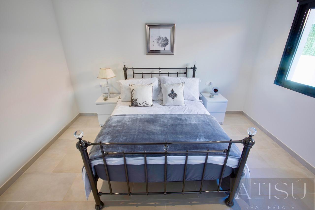 For sale of villa in Pinoso