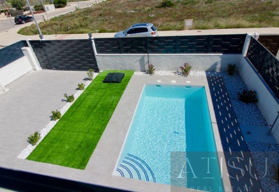 For sale of villa in Pinoso