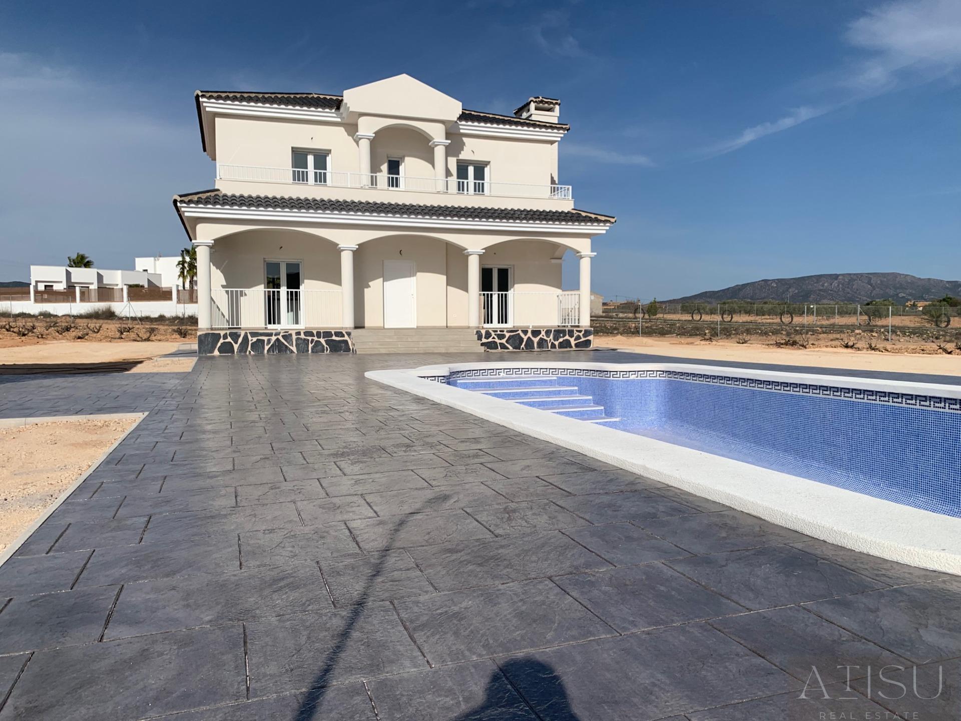 Venta de villa en Pinoso
