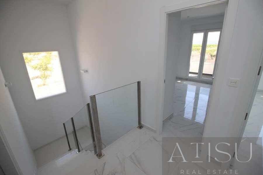 Venta de villa en Pinoso