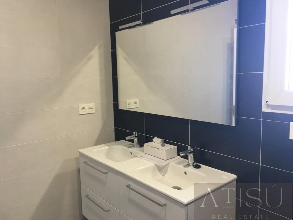 Venta de villa en Pinoso
