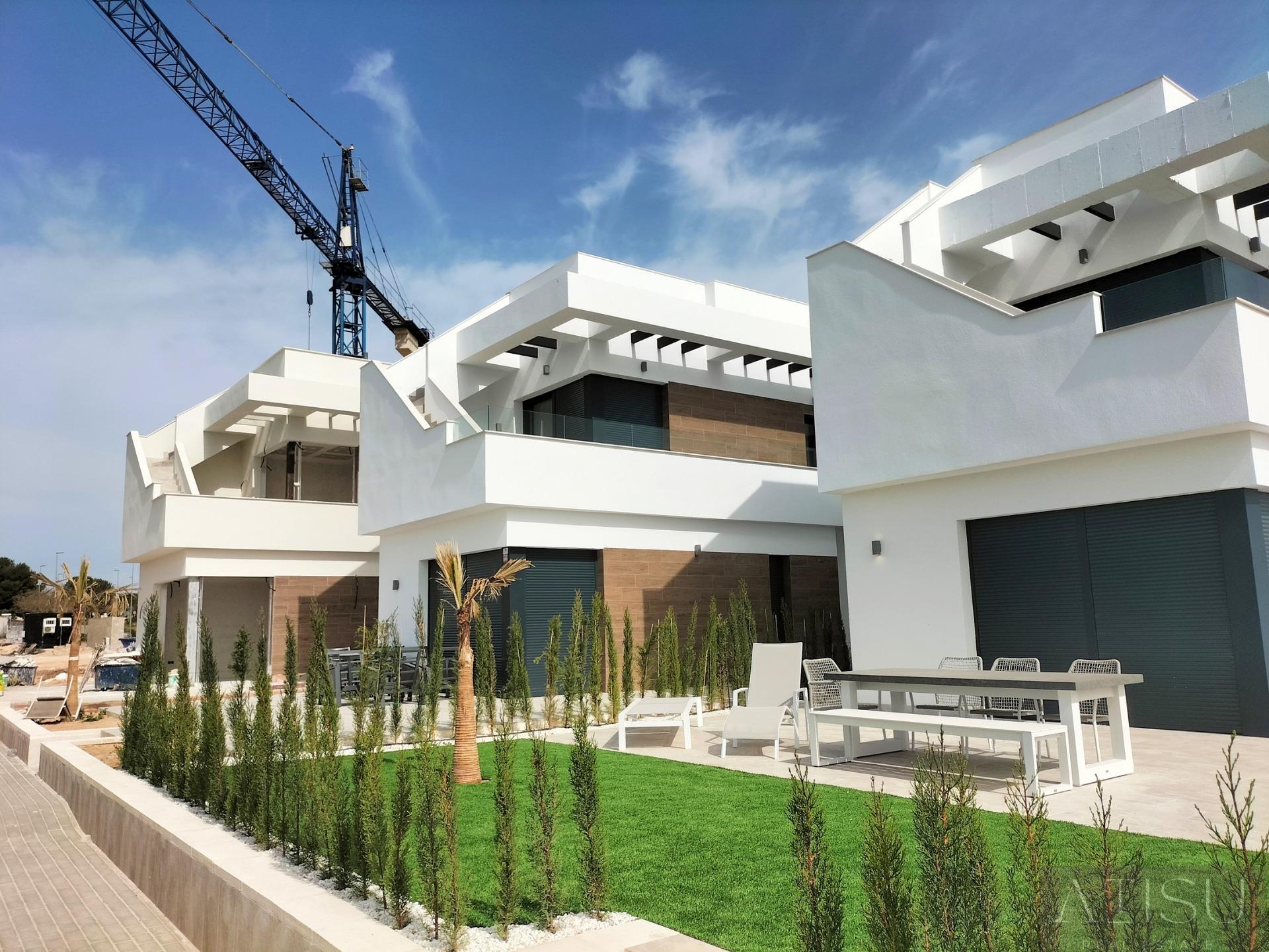 Venta de villa en Pilar de la horadada