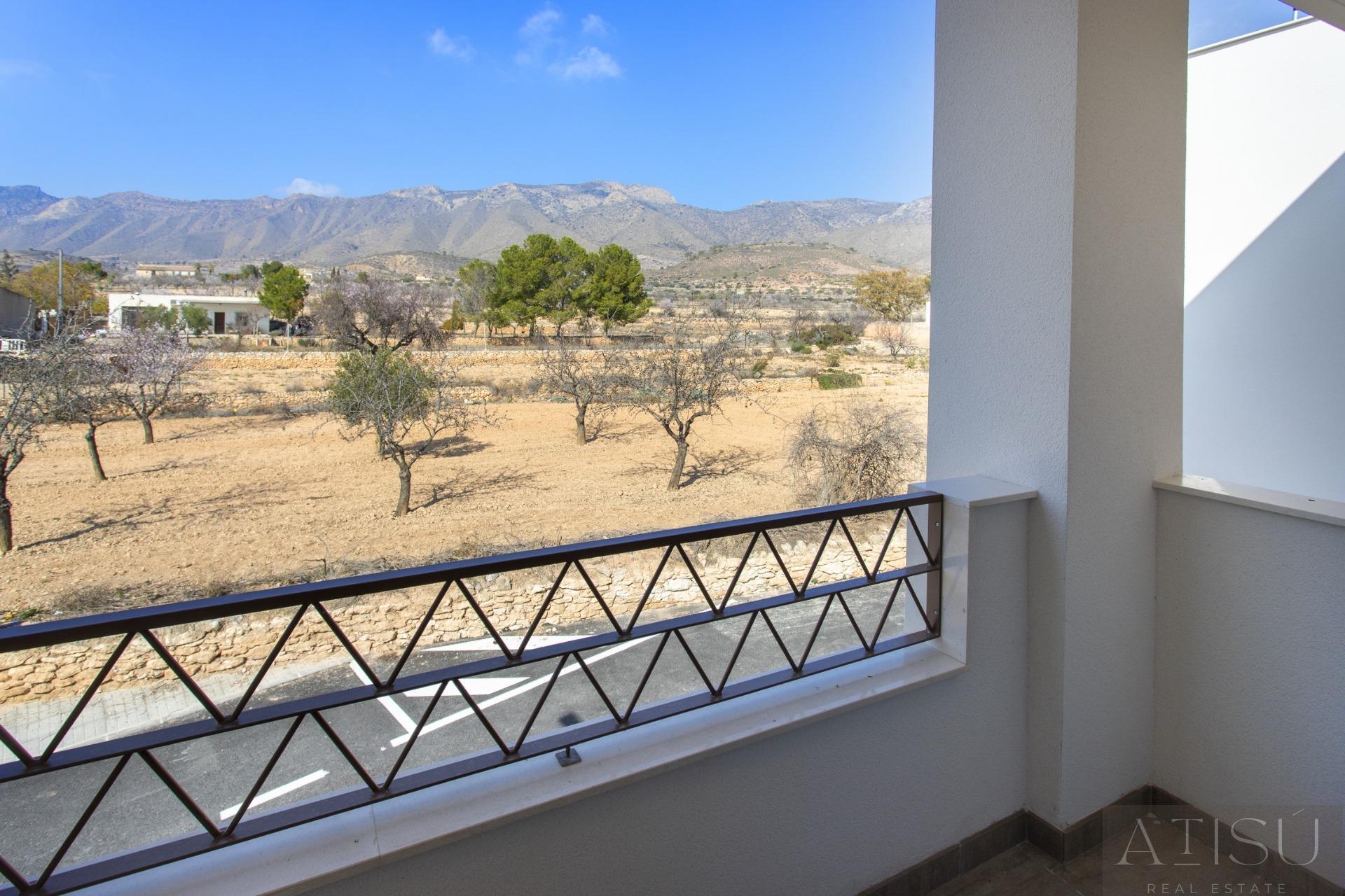 Venta de bungalow en Hondón de las nieves
