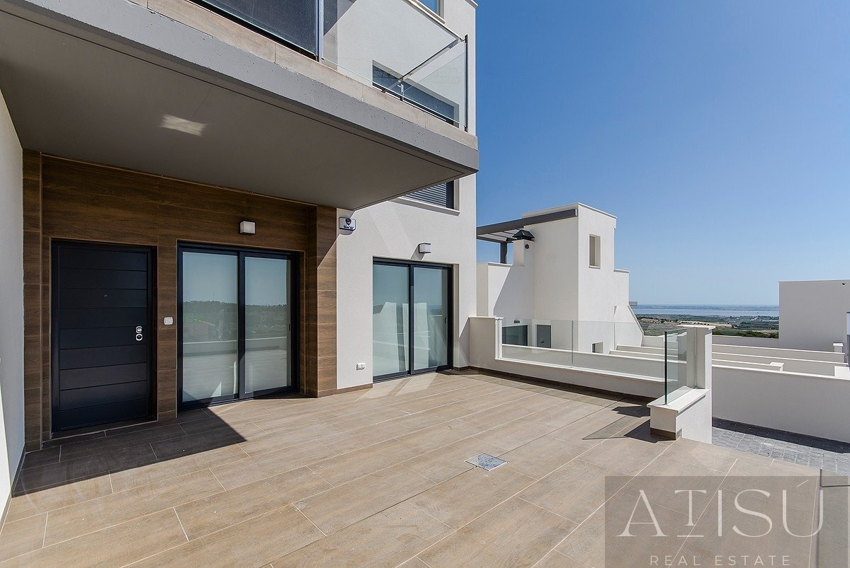 Venta de bungalow en San miguel de salinas