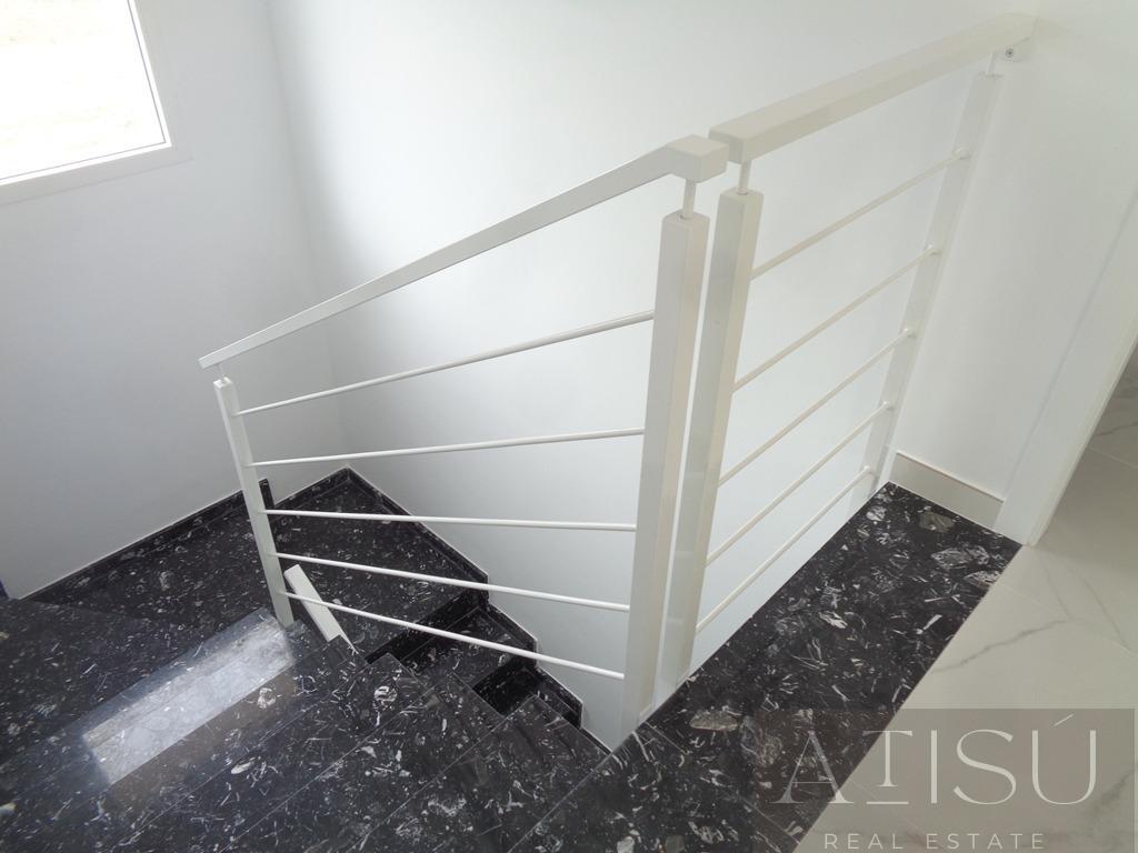 Venta de villa en Pinoso