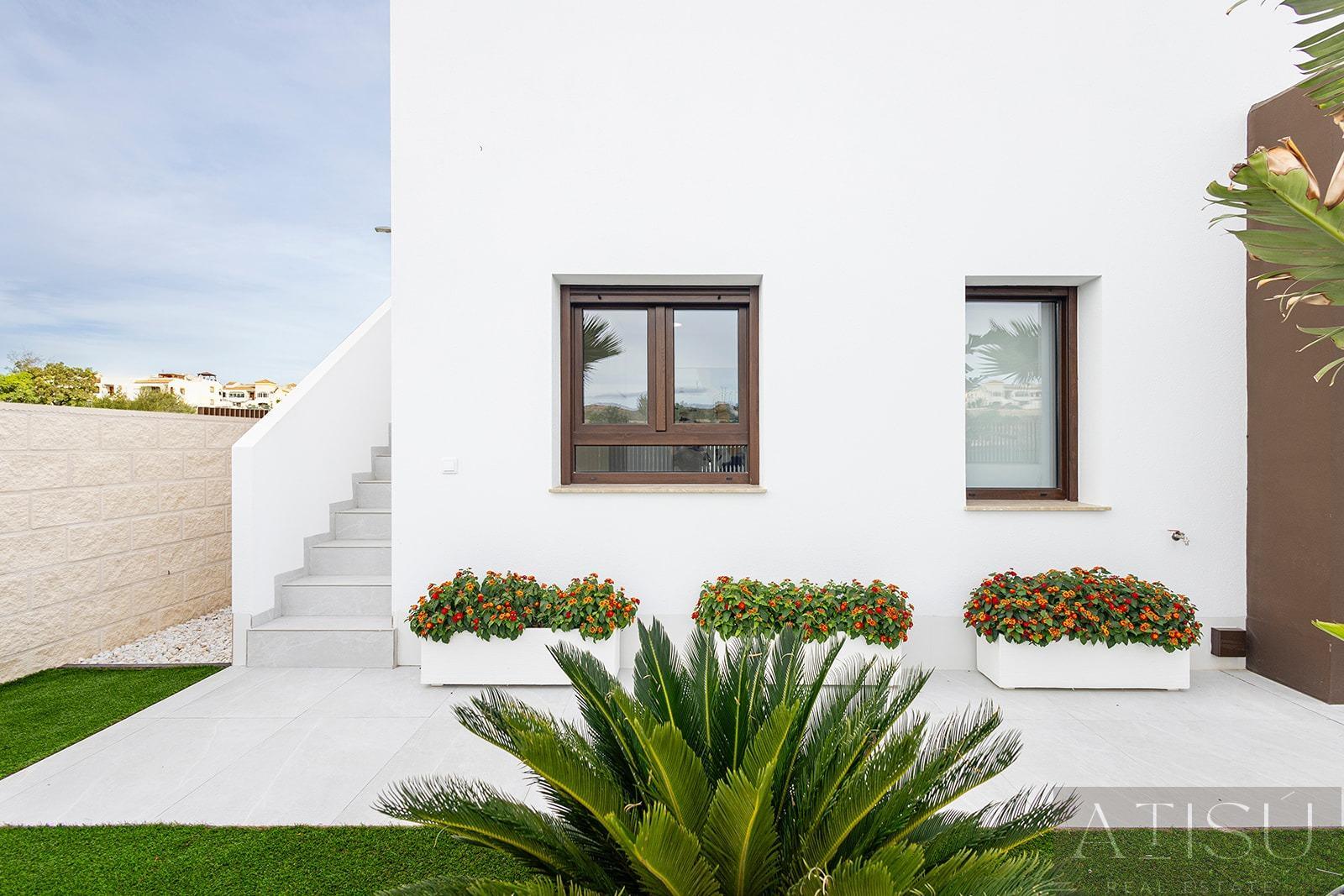 Venta de villa en Orihuela