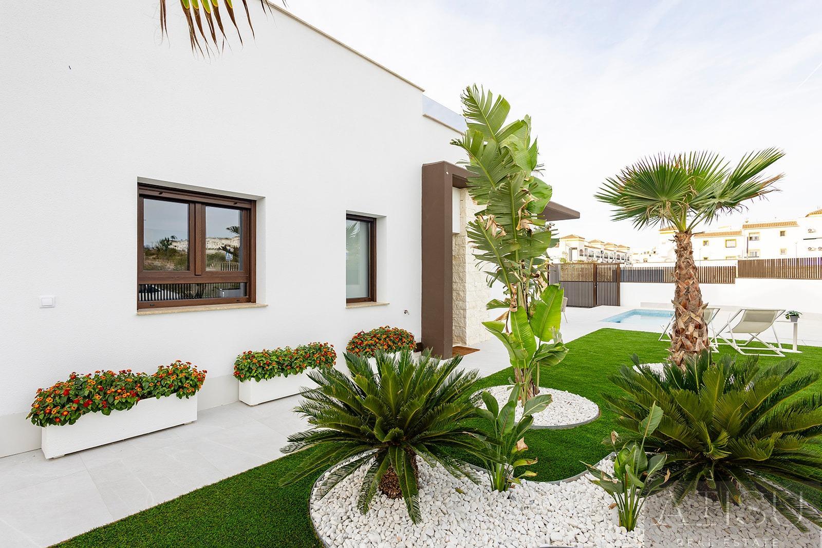 Venta de villa en Orihuela