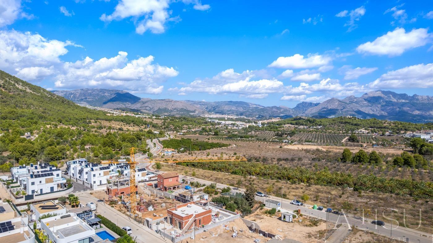 Venta de villa en Polop