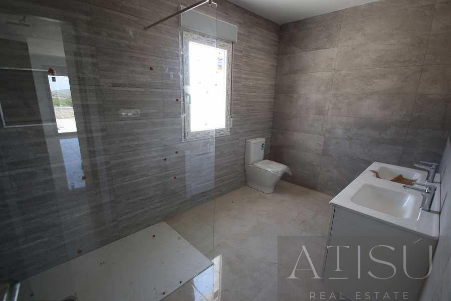 Venta de villa en Pinoso