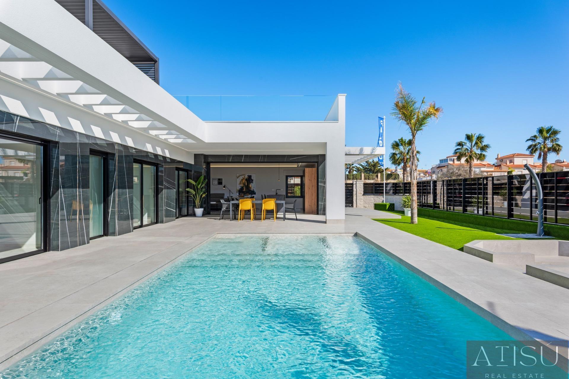 Venta de villa en Algorfa