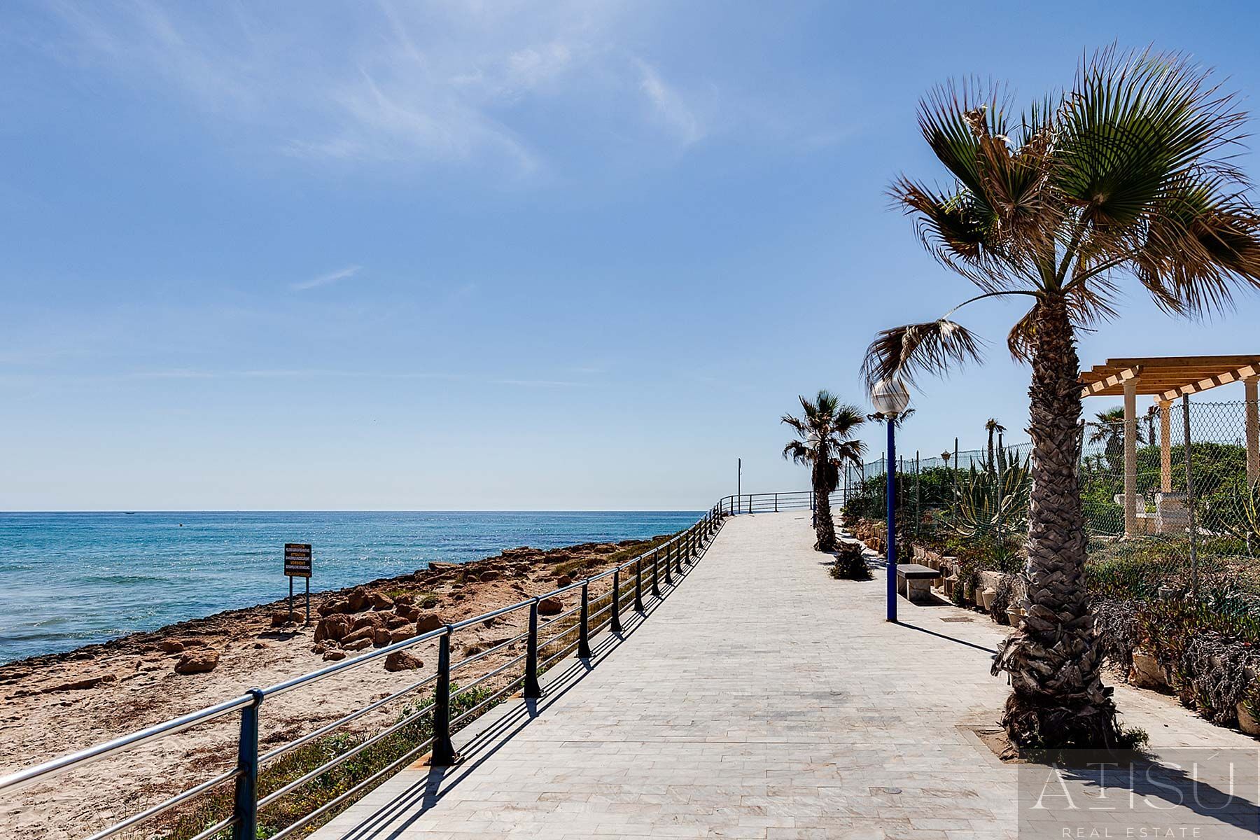 Venta de villa en Orihuela costa