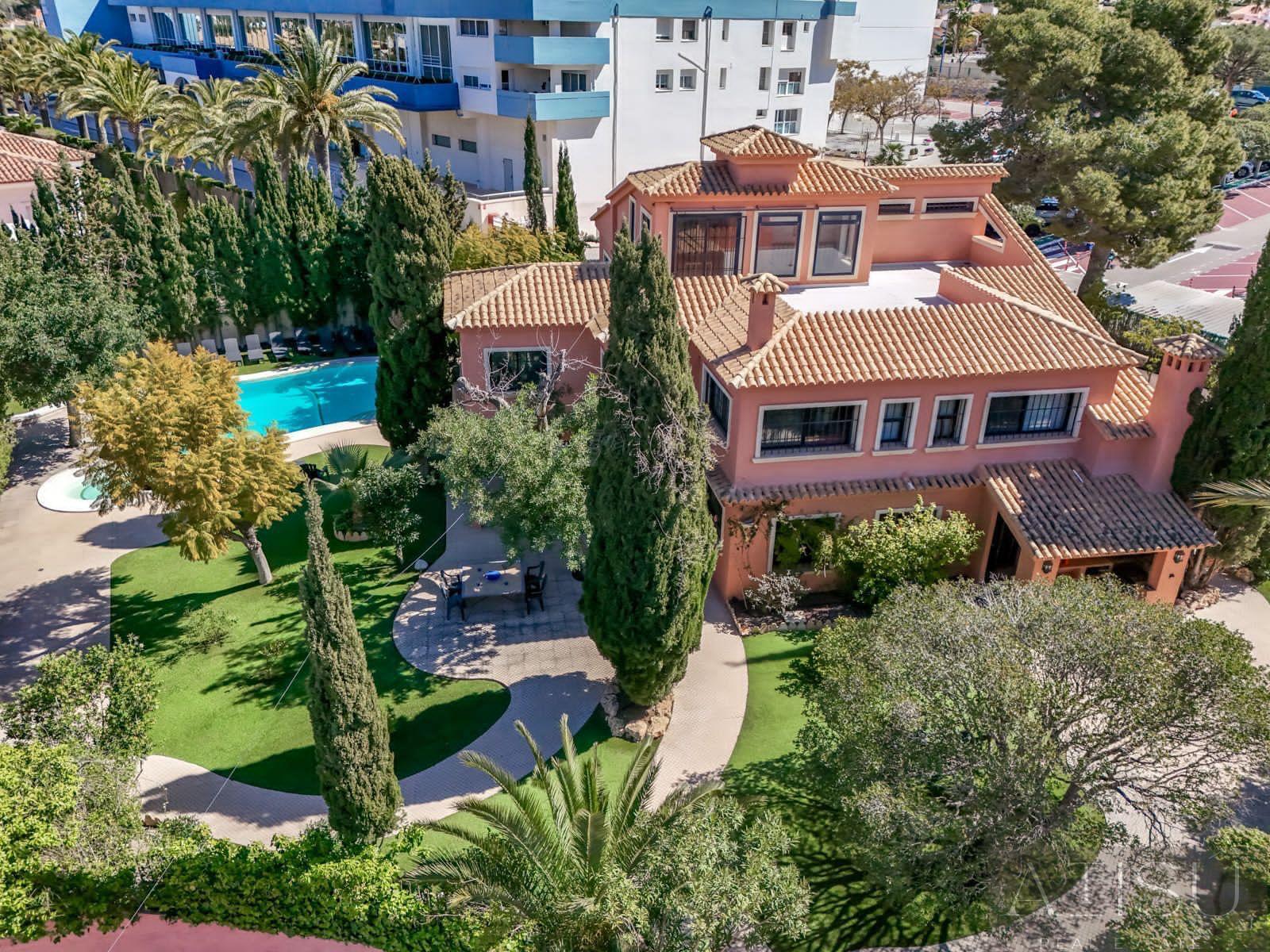 For rent of chalet in Benidorm