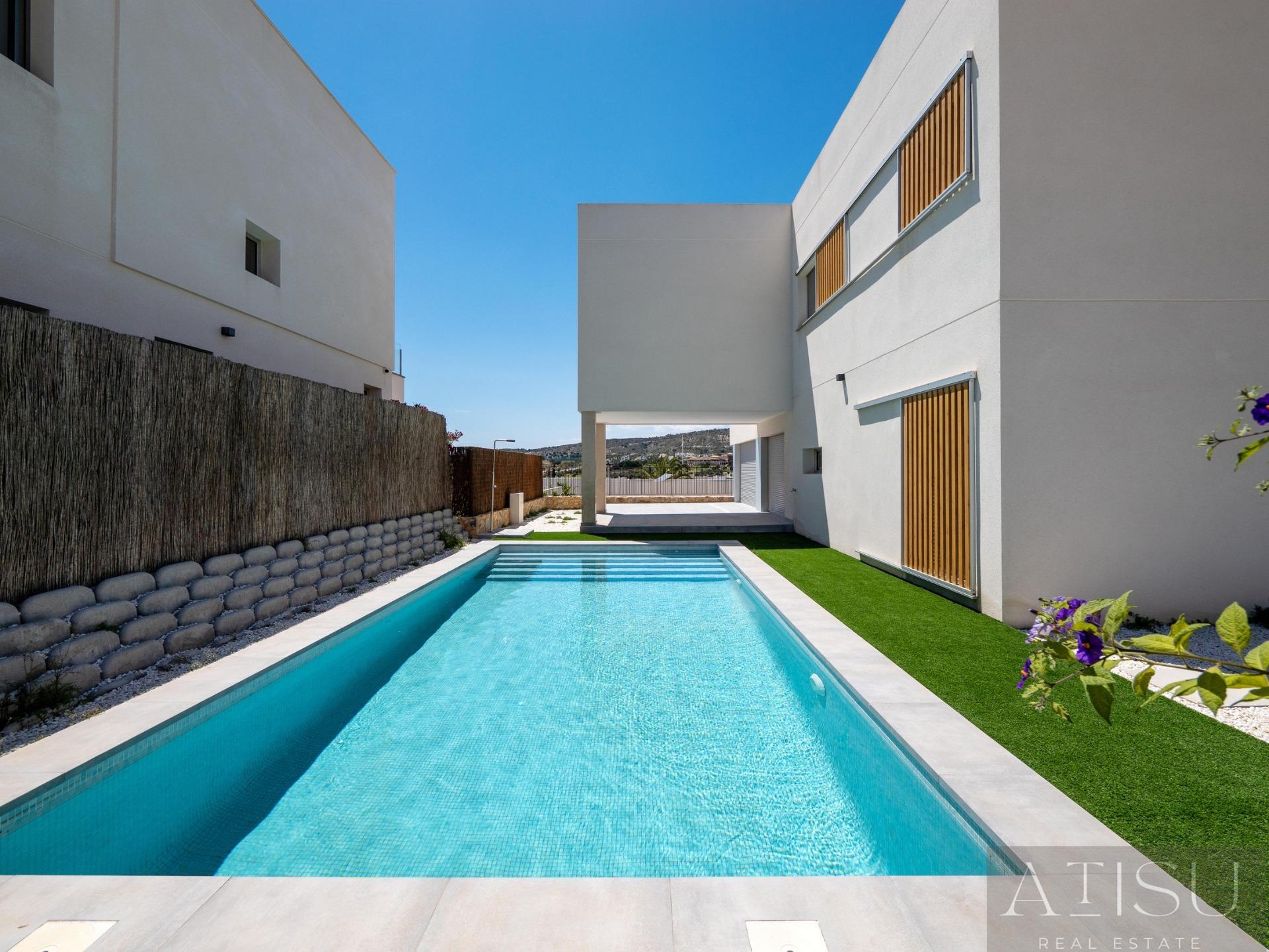 Venta de villa en Algorfa