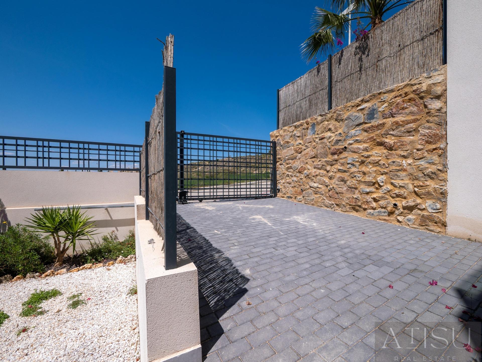 Venta de villa en Algorfa