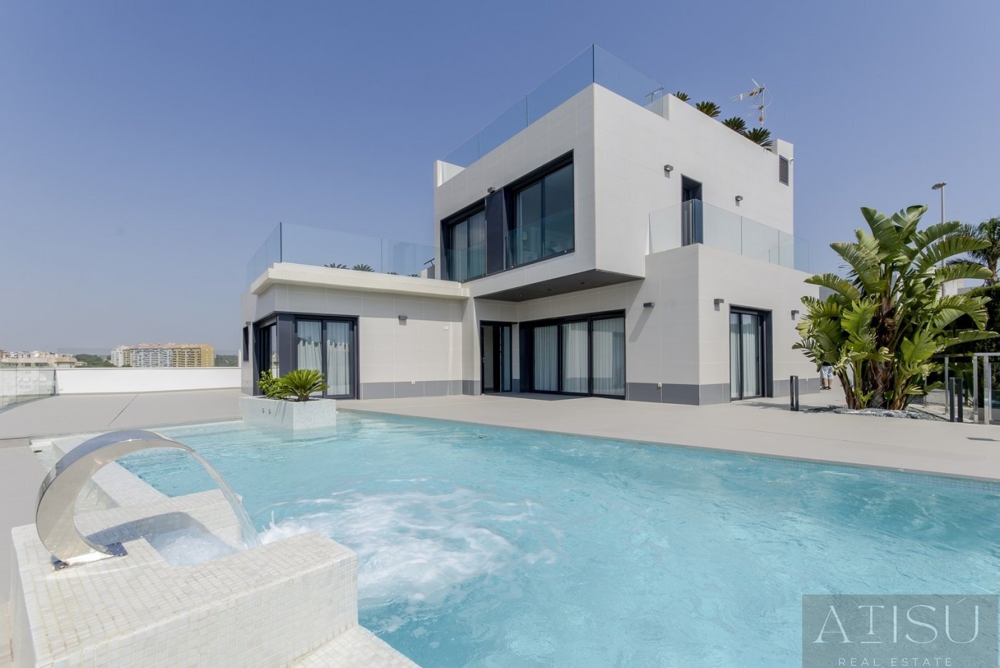 Venta de villa en Orihuela costa