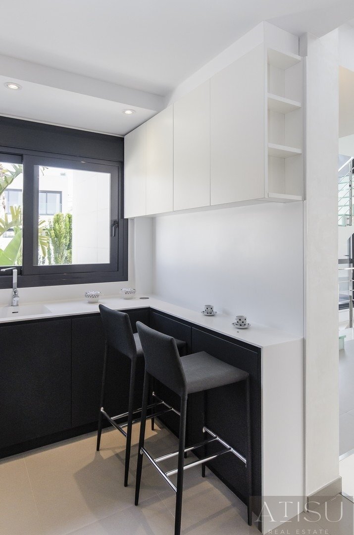 Venta de villa en Orihuela costa