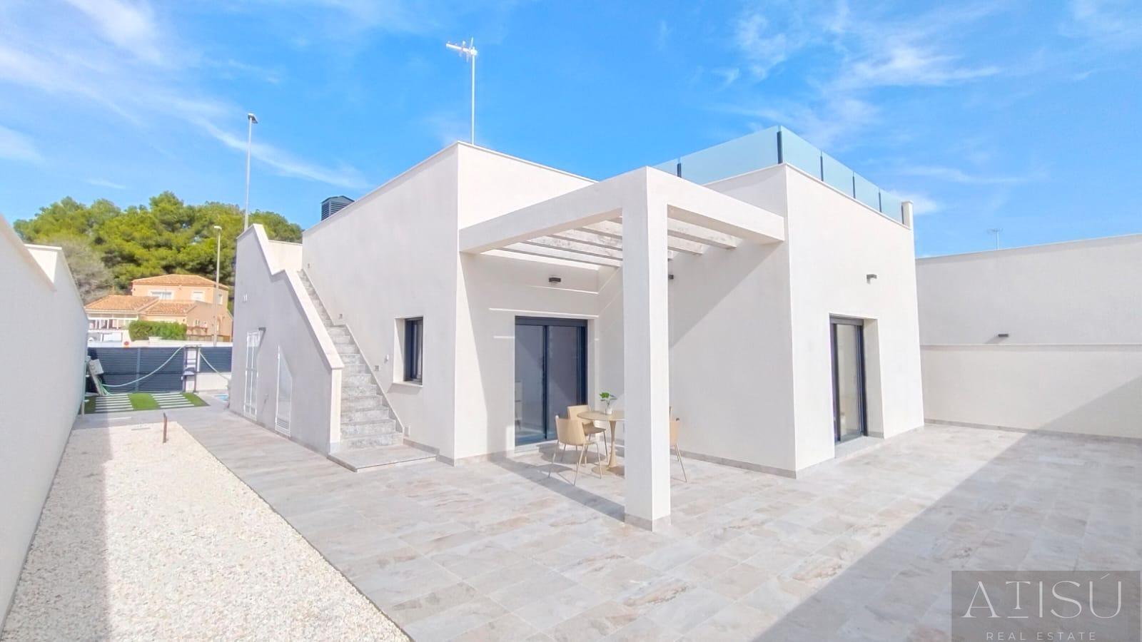 Venta de villa en Pilar de la horadada