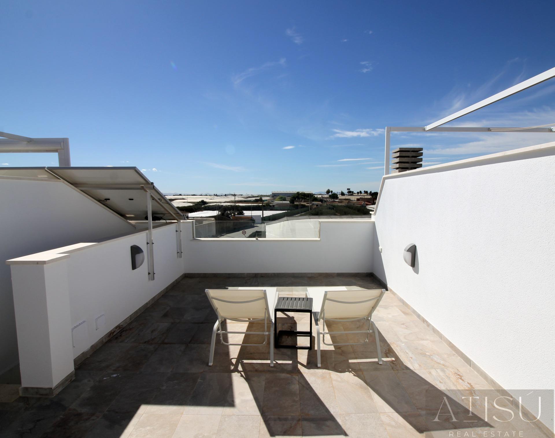 Venta de villa en Pilar de la horadada