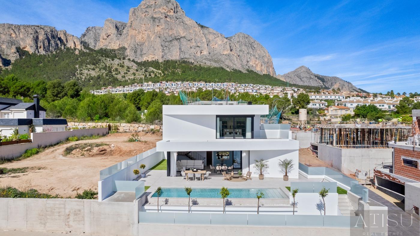 Venta de villa en Polop