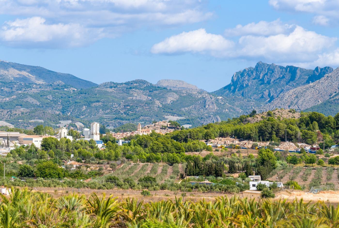 Venta de villa en Polop