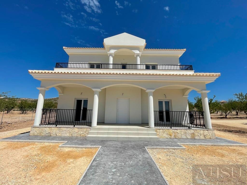 Venta de villa en Pinoso