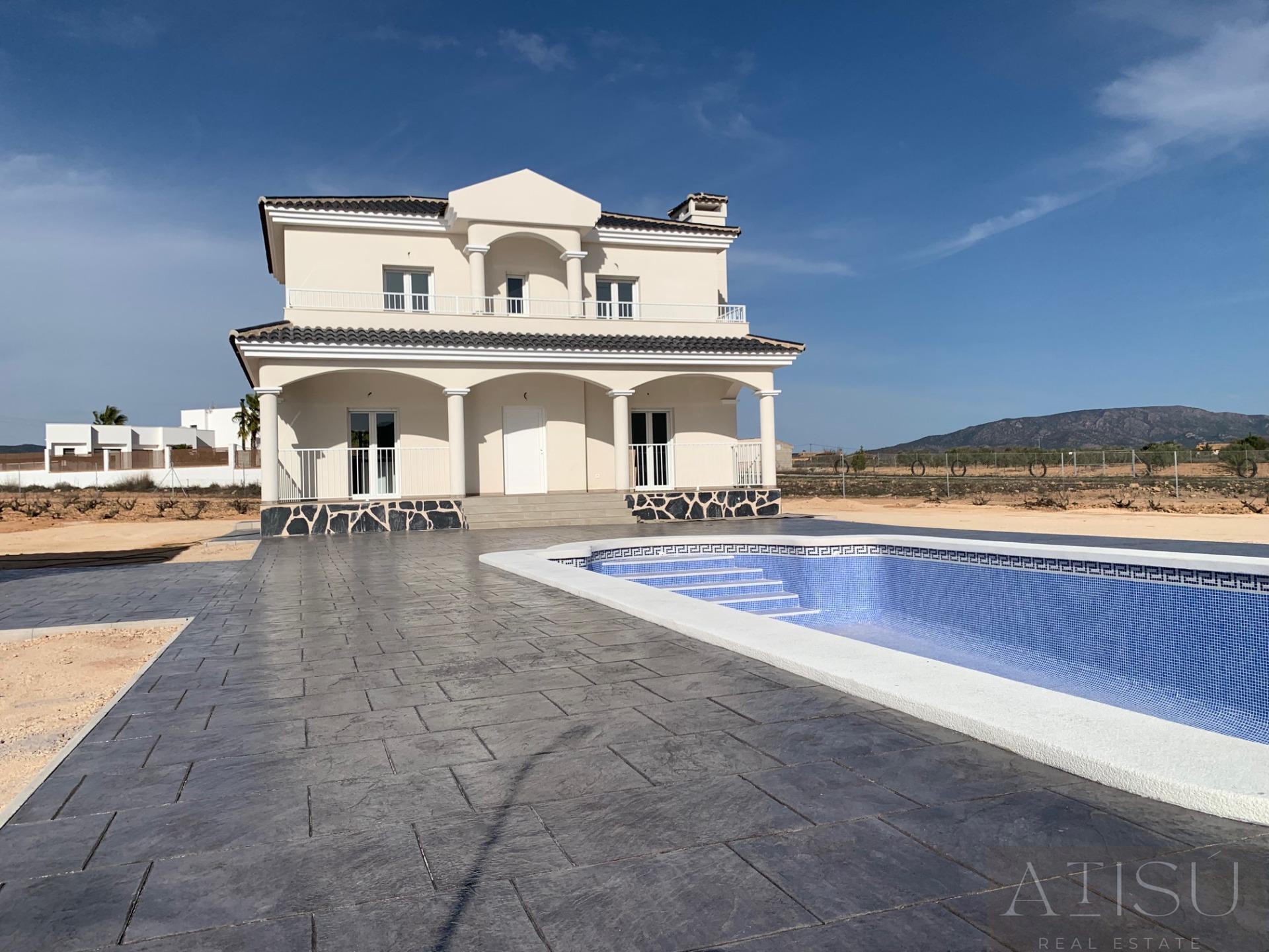 Venta de villa en Pinoso