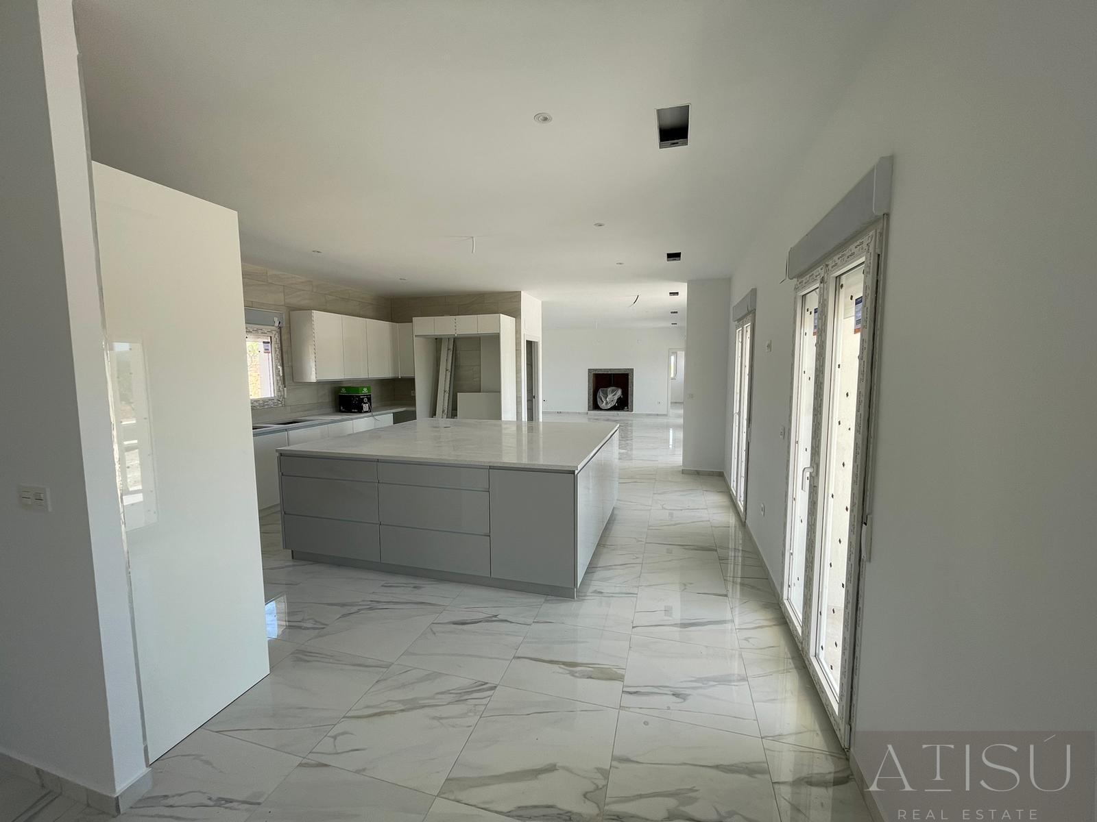 Venta de villa en Pinoso