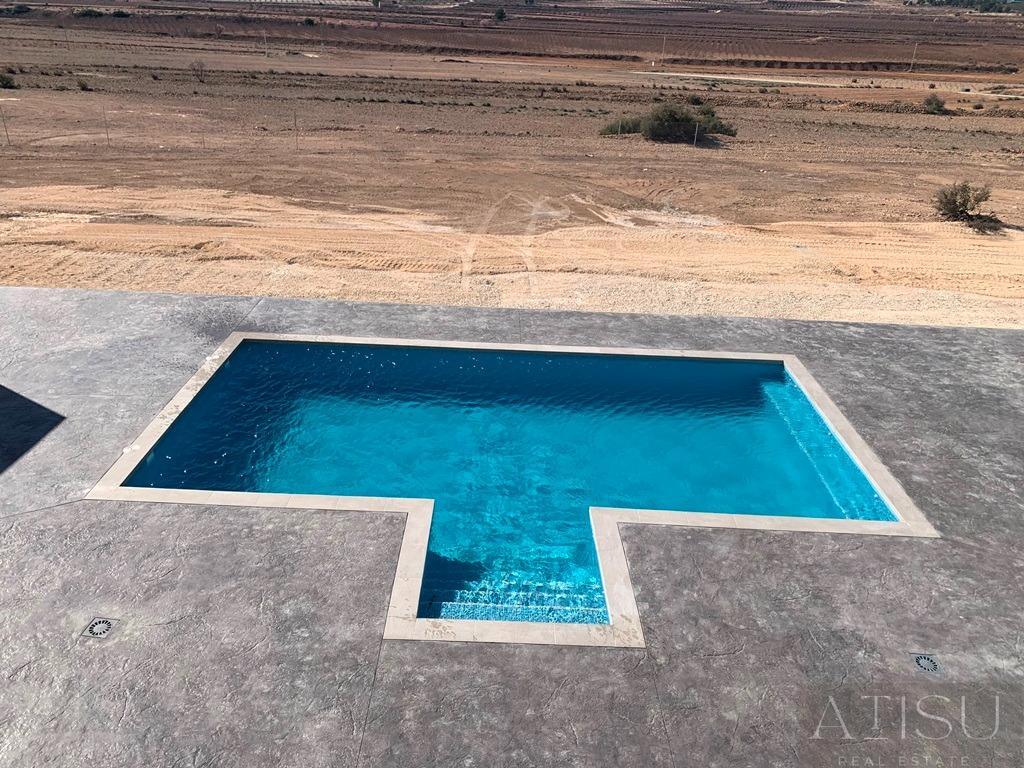 Venta de villa en Pinoso