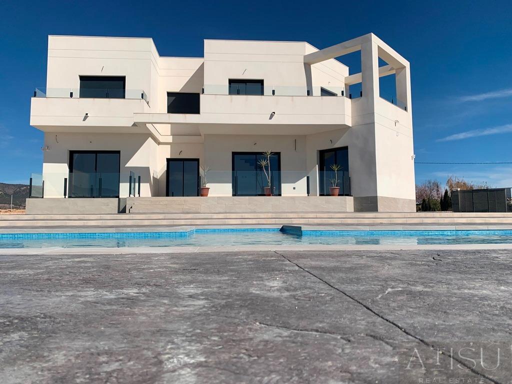 Venta de villa en Pinoso