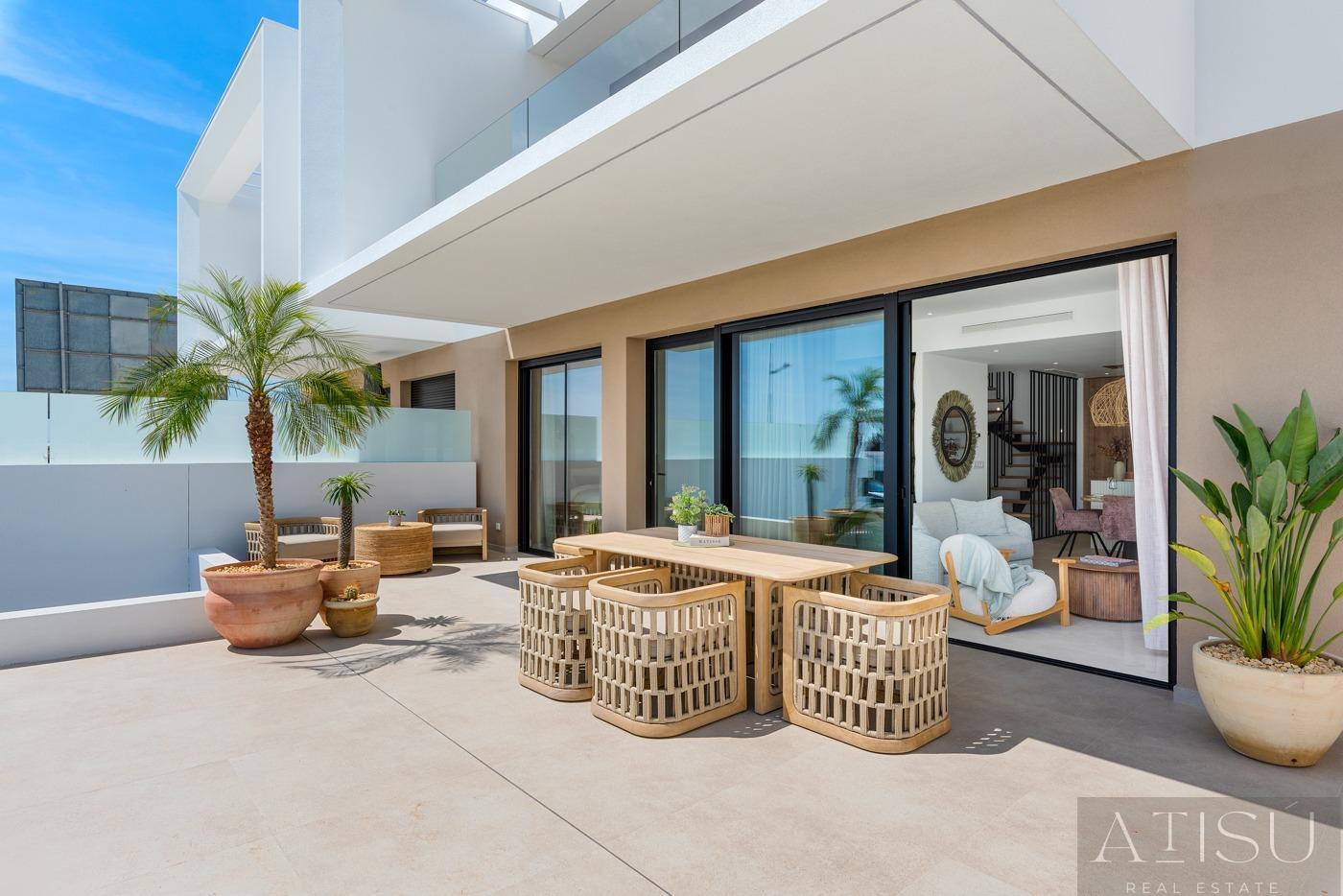 Venta de villa en Dolores